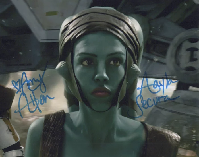 Amy Allen autograph