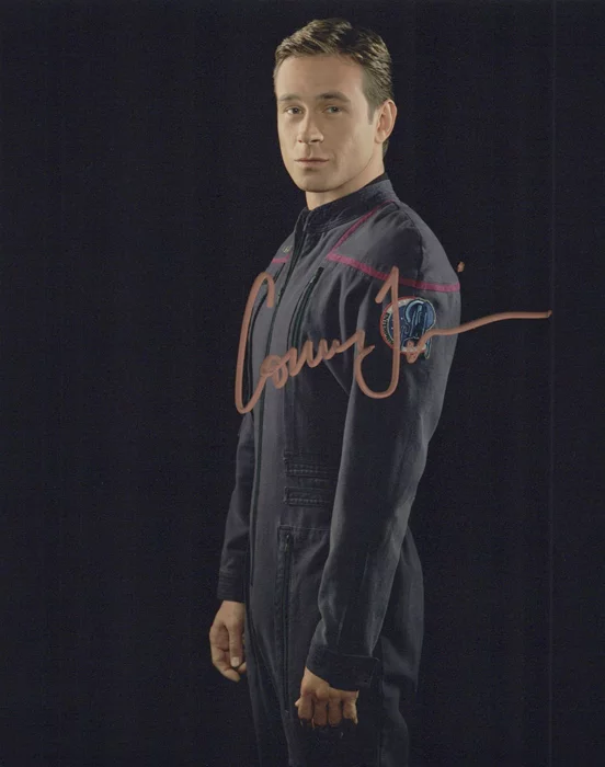 Connor Trinneer autograph
