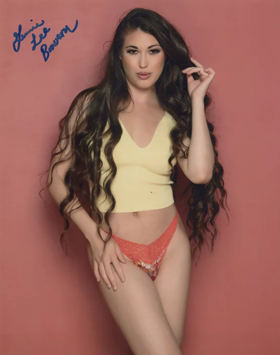 Jamie Lee Bauern autograph