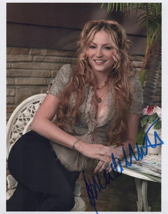Drea DeMatteo autograph