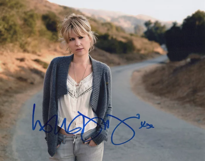 Dido autograph