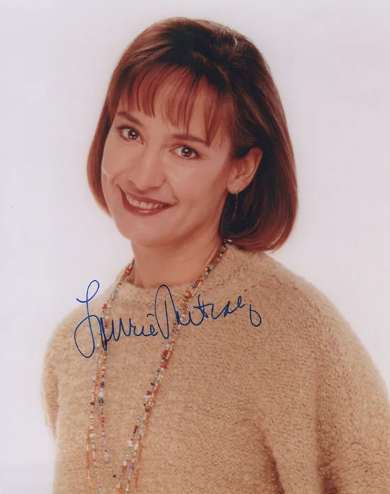 Laurie Metcalf autograph