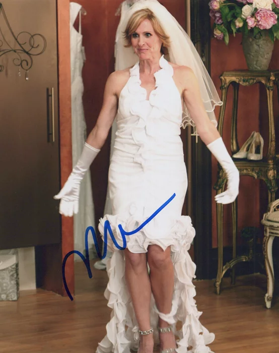 Molly Shannon autograph