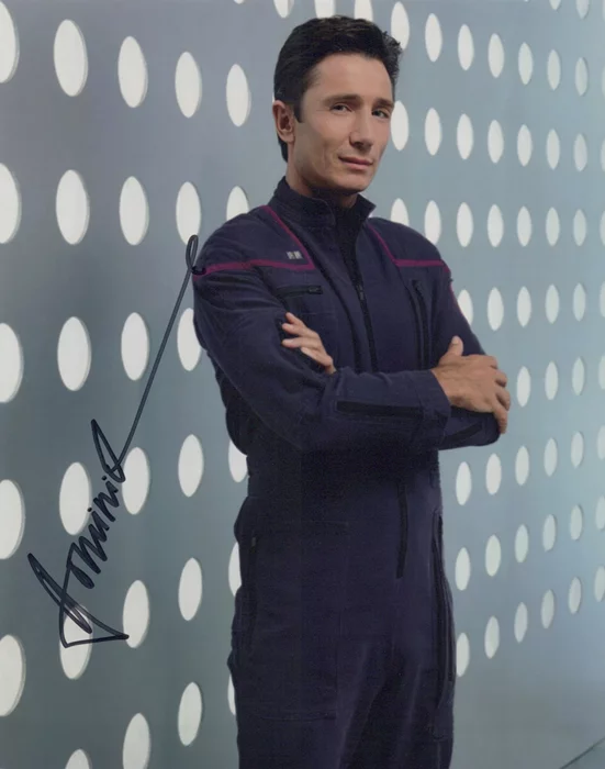 Dominic Keating autograph
