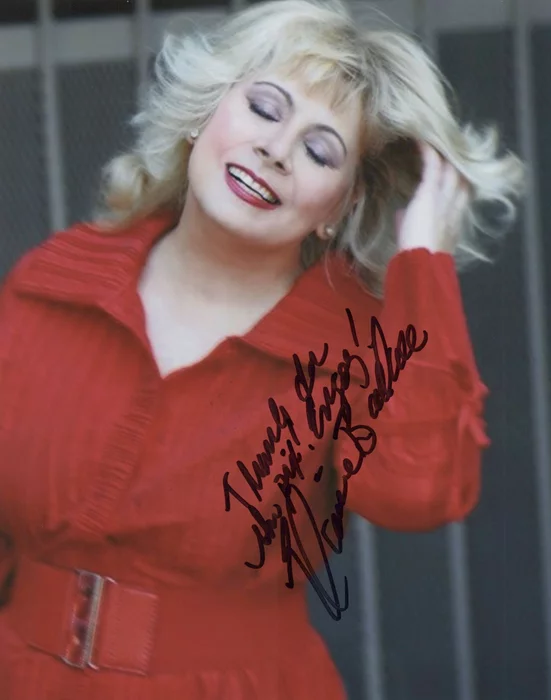 Elaine Ballace autograph