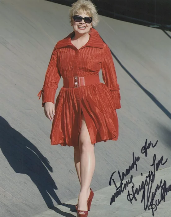 Elaine Ballace autograph