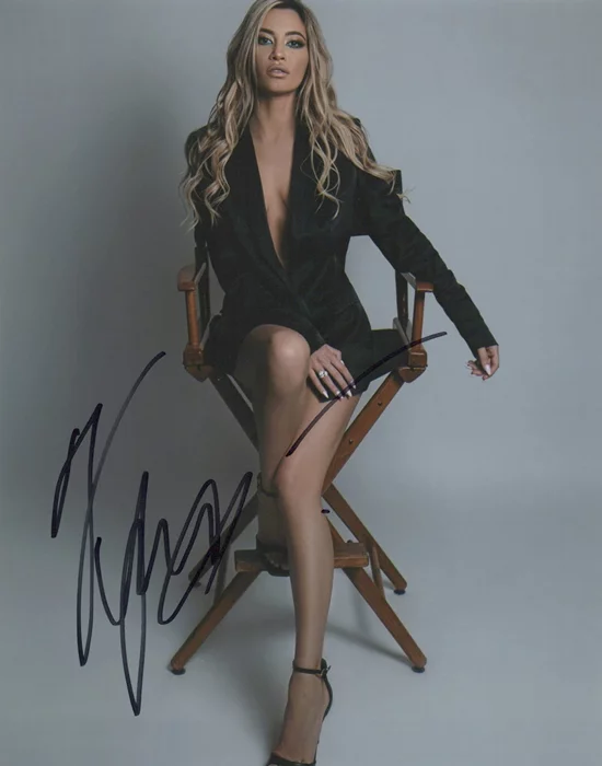 Kristina Fleury autograph
