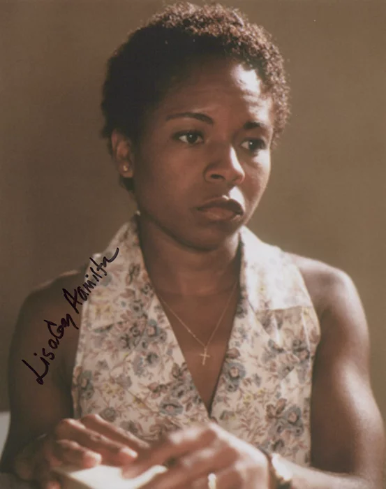 Lisa Gay Hamilton autograph