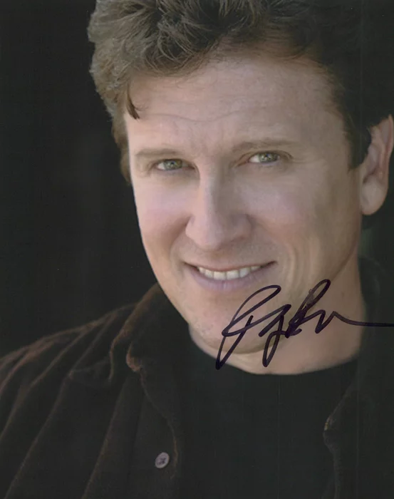 Roger Rose autograph