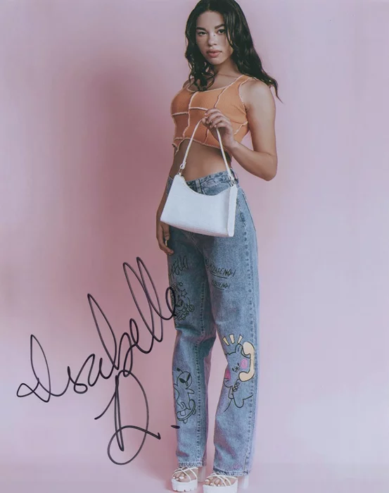 Isabelle Dubroy autograph