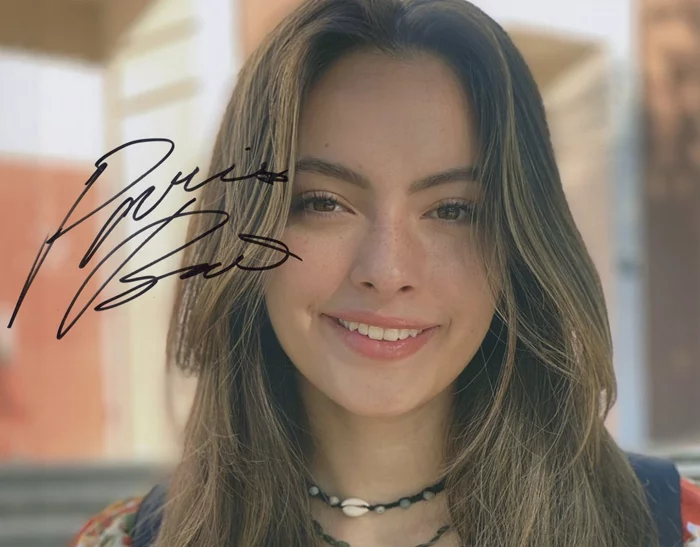 Paris Bravo autograph