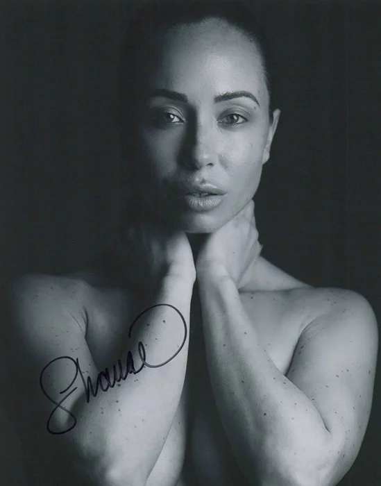 Shana DeAndrea autograph