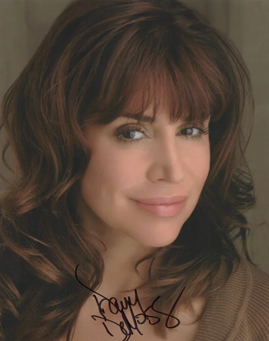 Darcy DeMoss autograph