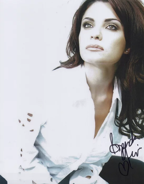 Brenda Mejia autograph