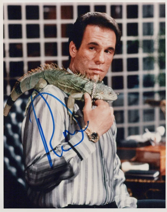 Robert Davi autograph