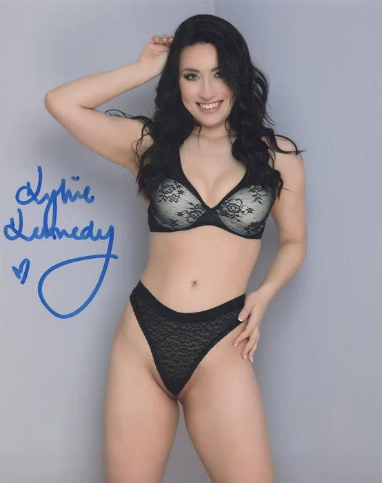 Kylie Kennedy autograph