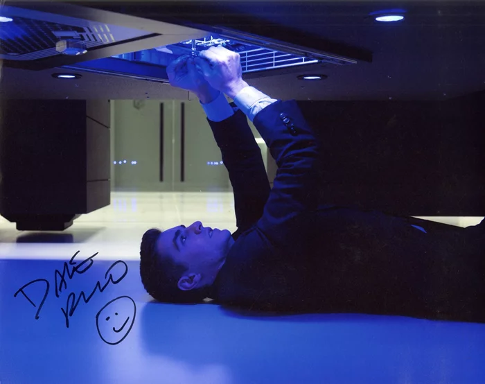 Dave Franco autograph