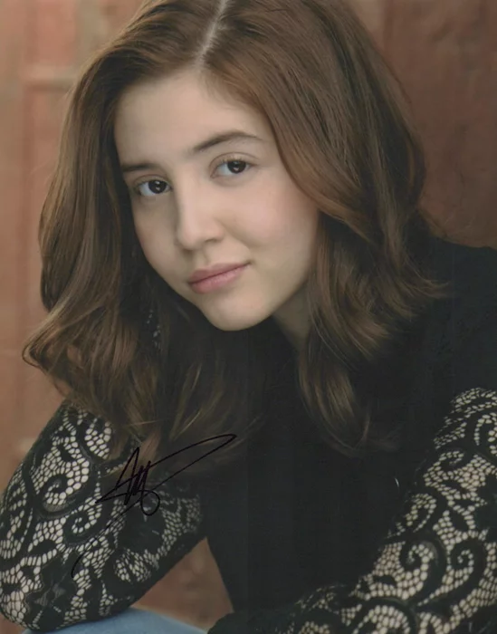 Maya Delgado autograph