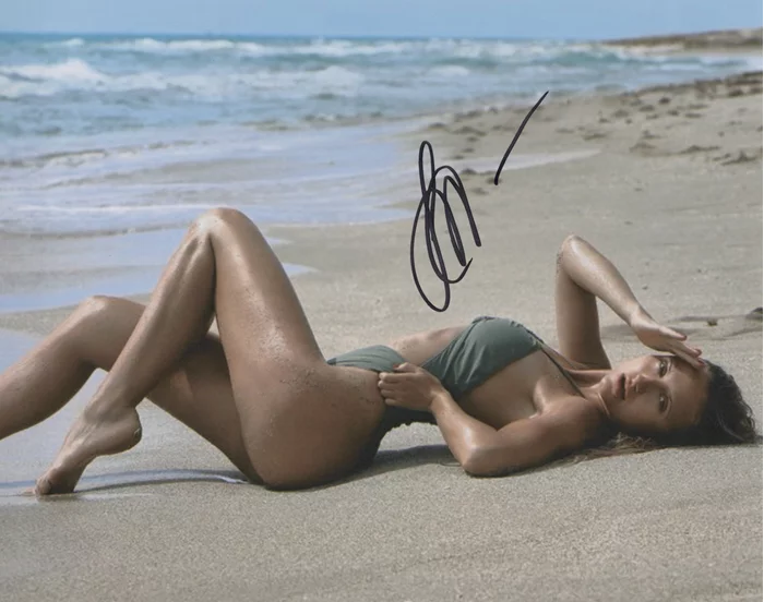 Liudmyla Tkachenko autograph