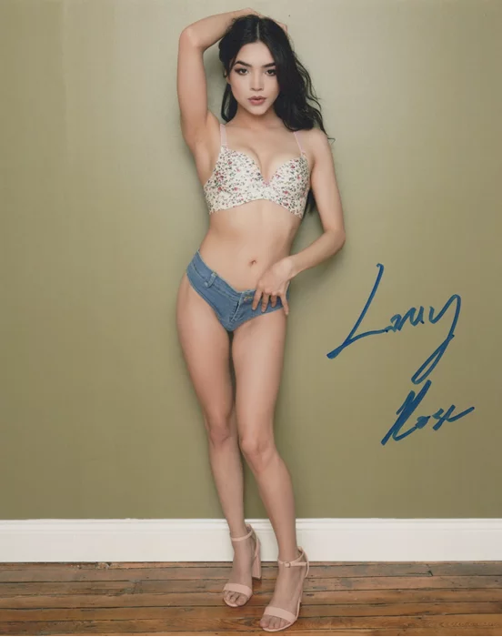 Laney Rose autograph