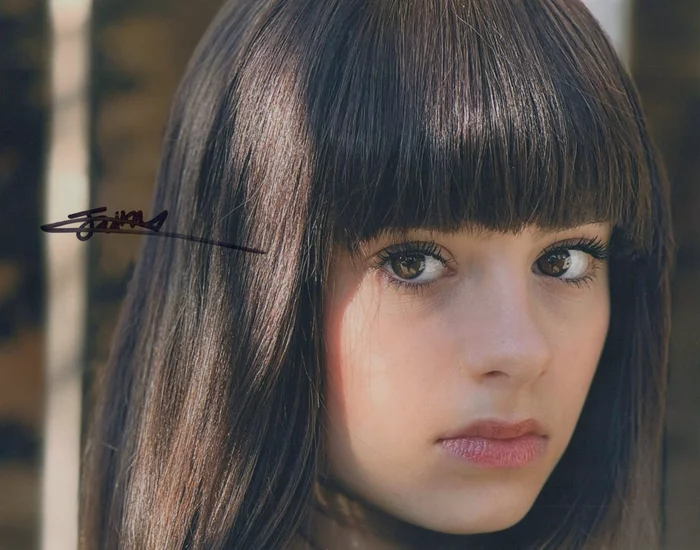 Jaime Adler autograph