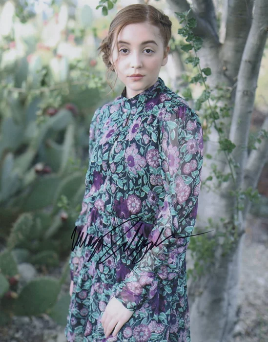 Maya Delgado autograph