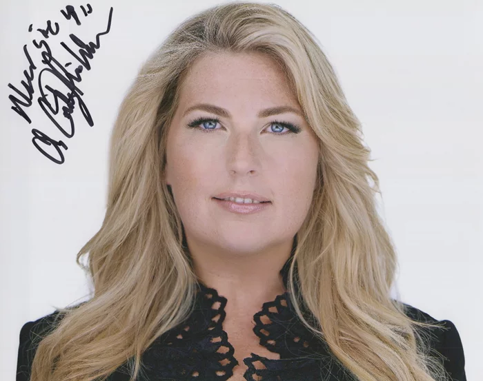 Courtney Warner autograph