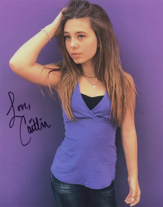 Caitlin Carmichael autograph