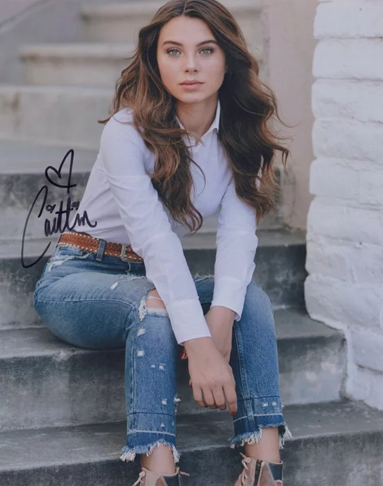 Caitlin Carmichael autograph