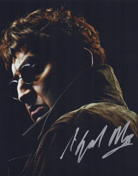 Alfred Molina autograph