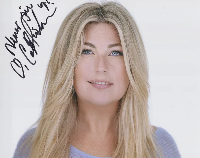 Courtney Warner autograph