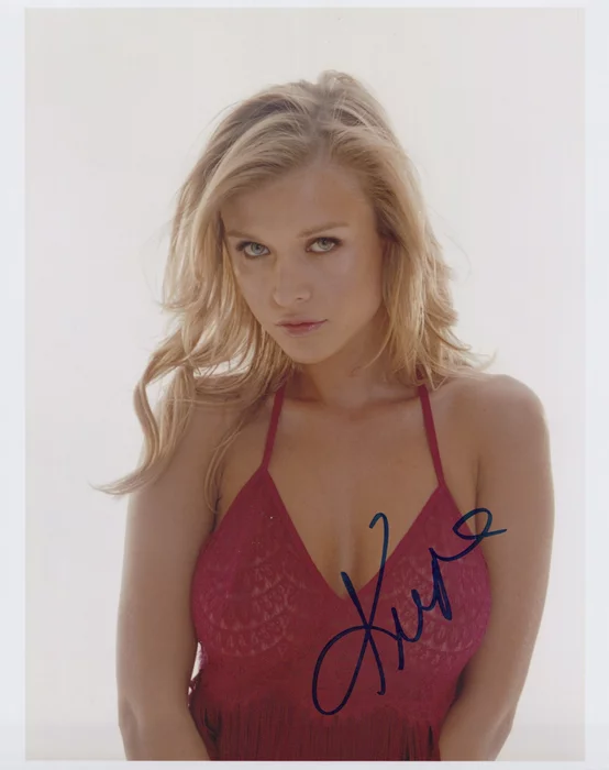 Joanna Krupa autograph