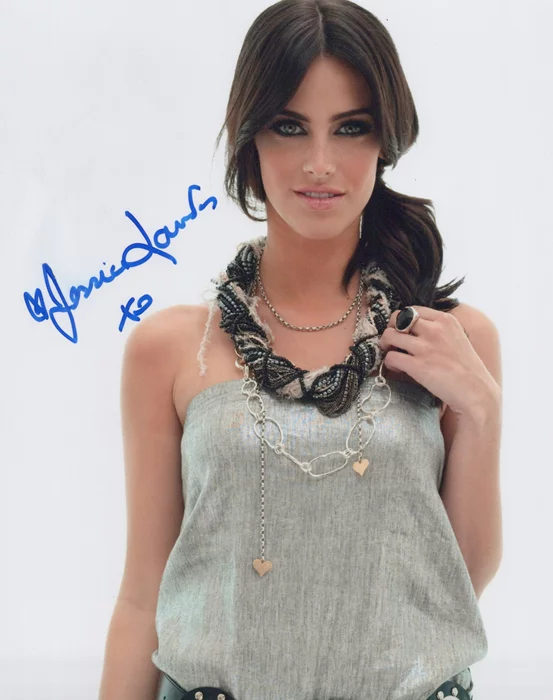 Jessica Lowndes autograph