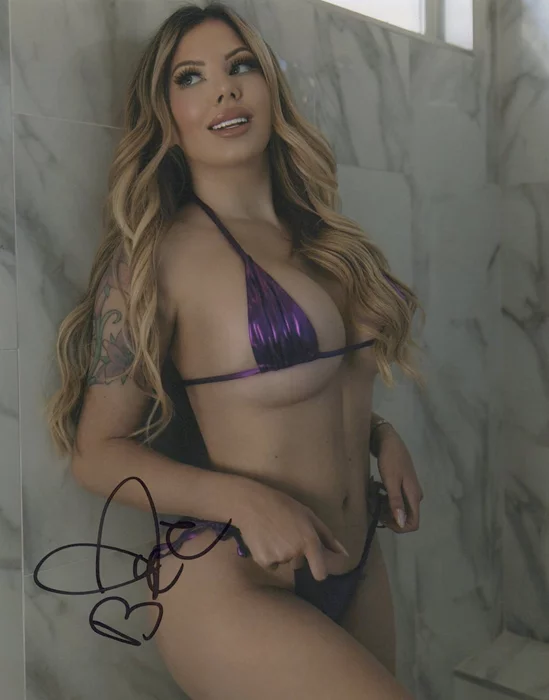 Rebecca Smith autograph