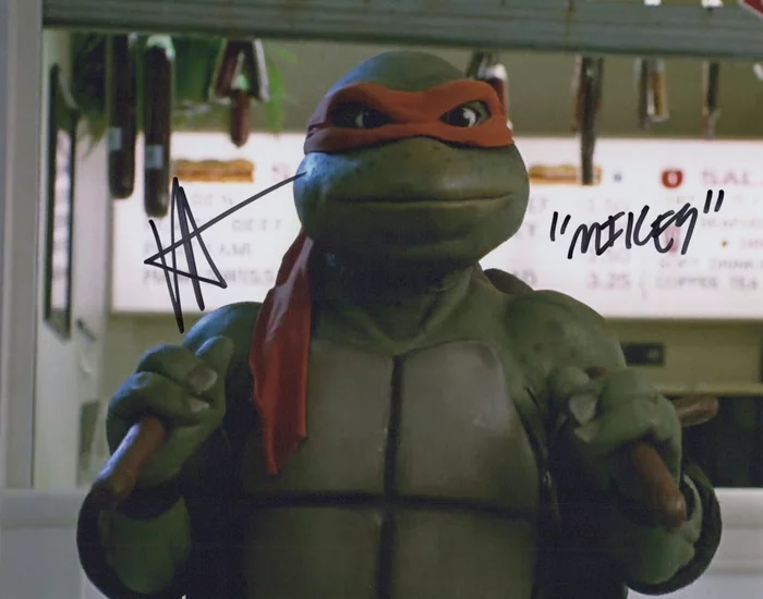 Robbie Rist autograph