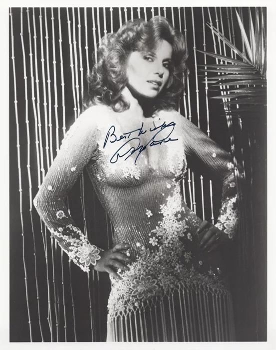 Abbe Lane autograph