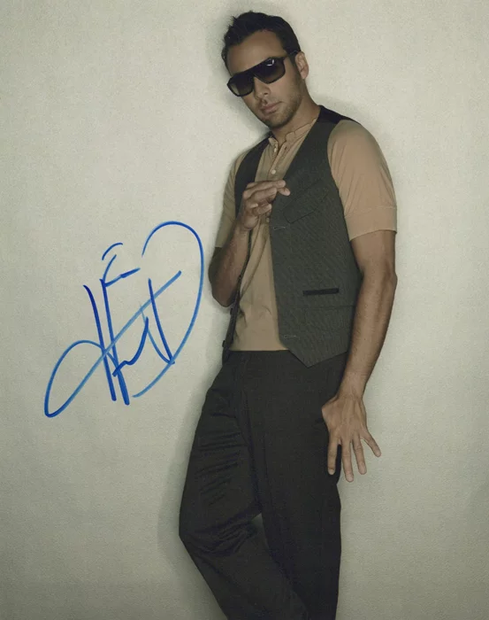 Howie Dorough autograph