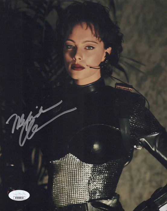 Melinda Clarke autograph