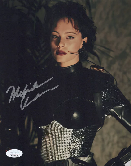 Melinda Clarke autograph
