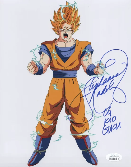 Stephanie Nadolny autograph