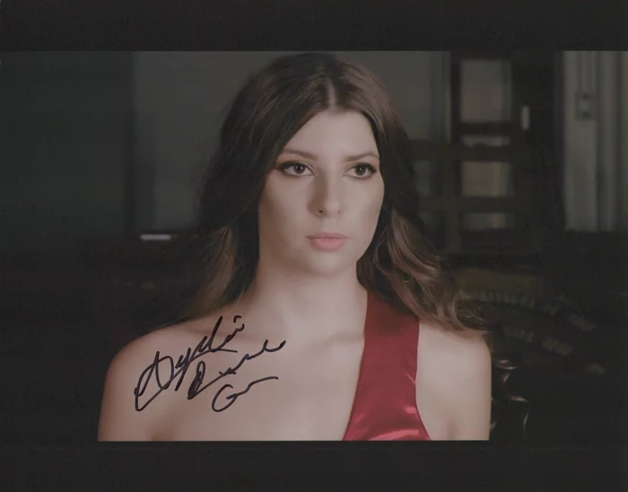Angelina Danielle Cama autograph