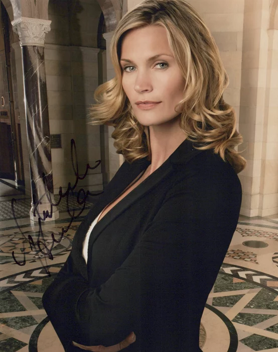 Natasha Henstridge autograph