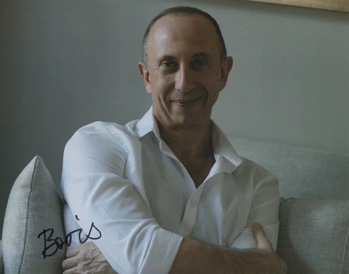 Boris Lee Krutonog autograph