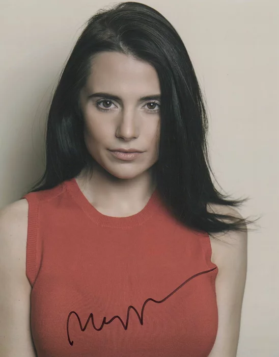 Maria Shapley autograph