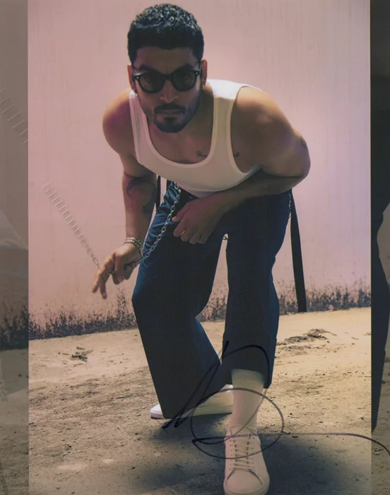 Bobby Soto autograph