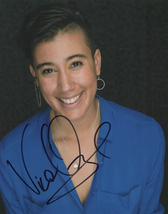 Vico Ortiz autograph