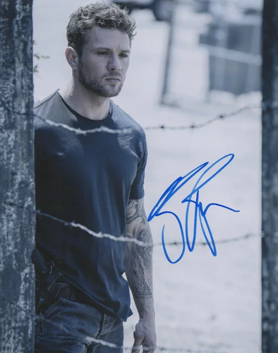 Ryan Phillippe autograph