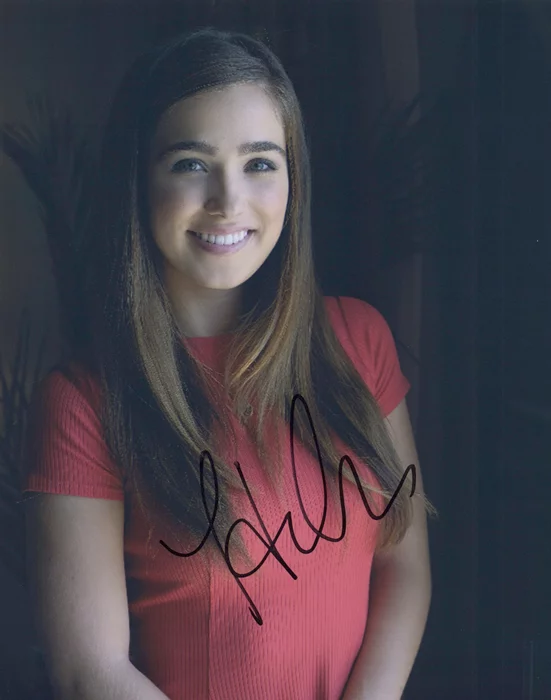 Haley Lu Richardson autograph