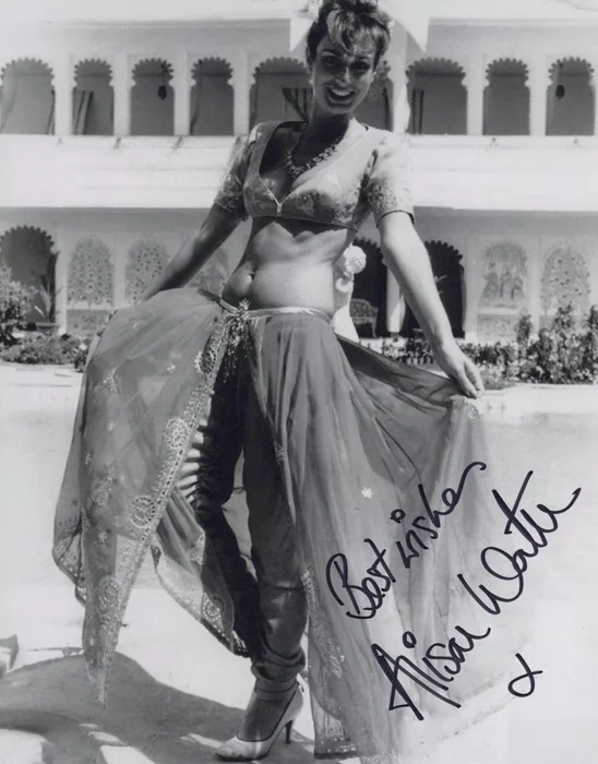 Alison Worth autograph