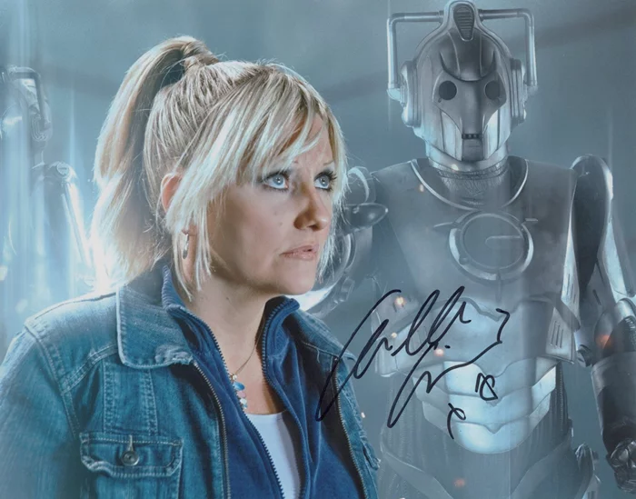 Camille Coduri autograph